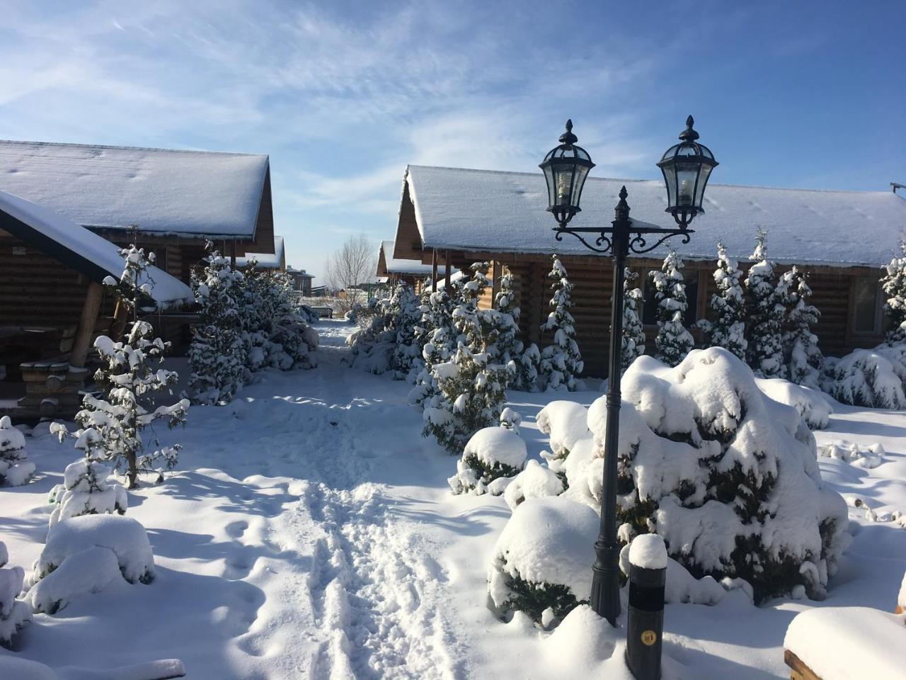 Eco Village Obukhiv Екстериор снимка